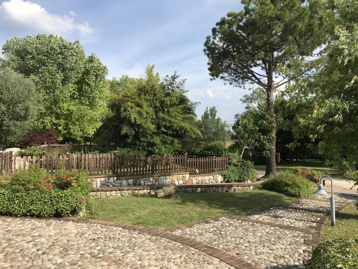 Agriturismo Corte Salandini Otel Ponti sul Mincio Dış mekan fotoğraf