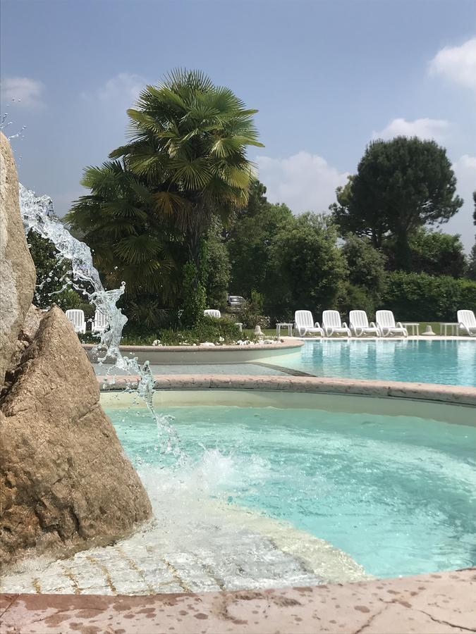 Agriturismo Corte Salandini Otel Ponti sul Mincio Dış mekan fotoğraf