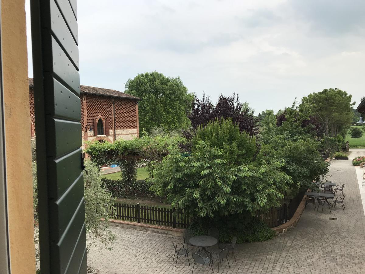 Agriturismo Corte Salandini Otel Ponti sul Mincio Dış mekan fotoğraf