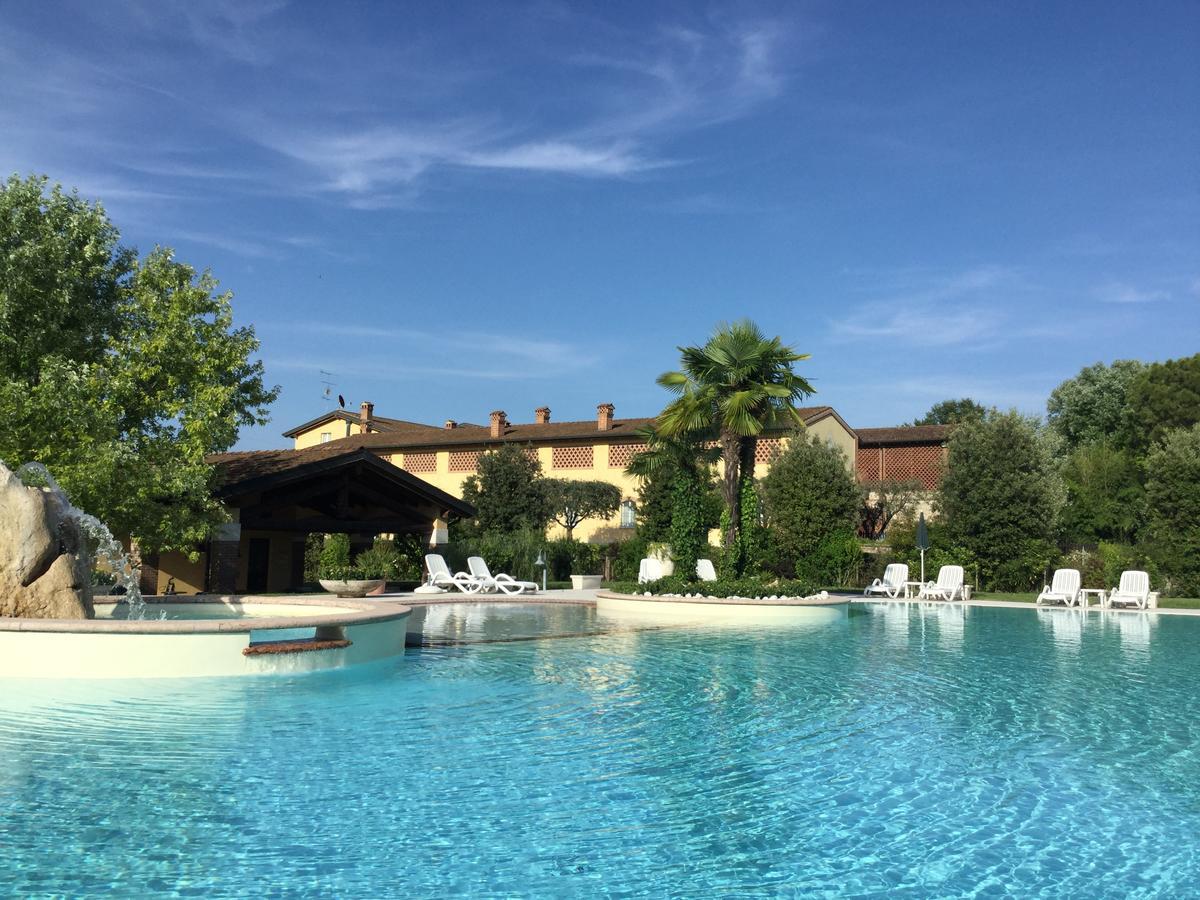 Agriturismo Corte Salandini Otel Ponti sul Mincio Dış mekan fotoğraf