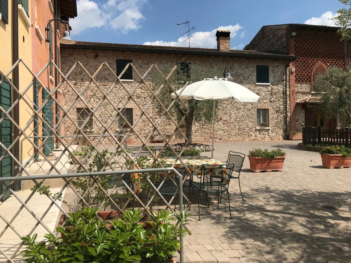 Agriturismo Corte Salandini Otel Ponti sul Mincio Dış mekan fotoğraf